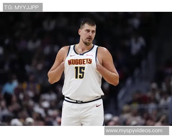 约基奇三双创历史新高掘金队强势锁定西部第一荣耀