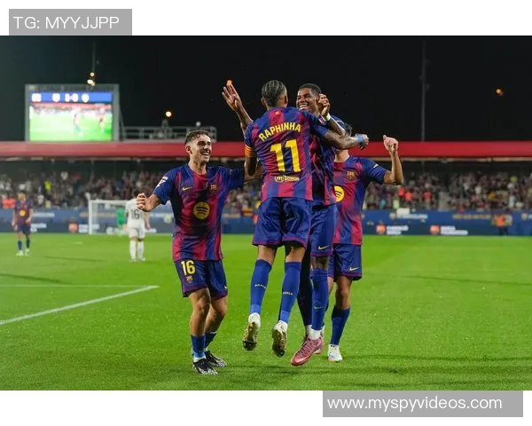 皇家马德里与巴伦西亚激战正酣谁能在西甲赛场笑到最后