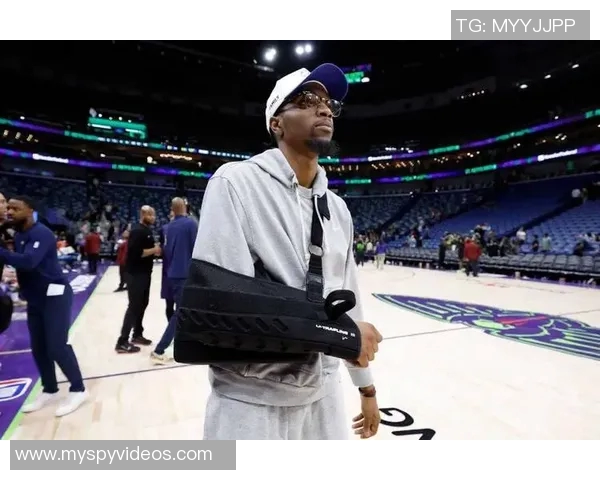 赫伯特琼斯的篮球生涯与个人成长之路探索